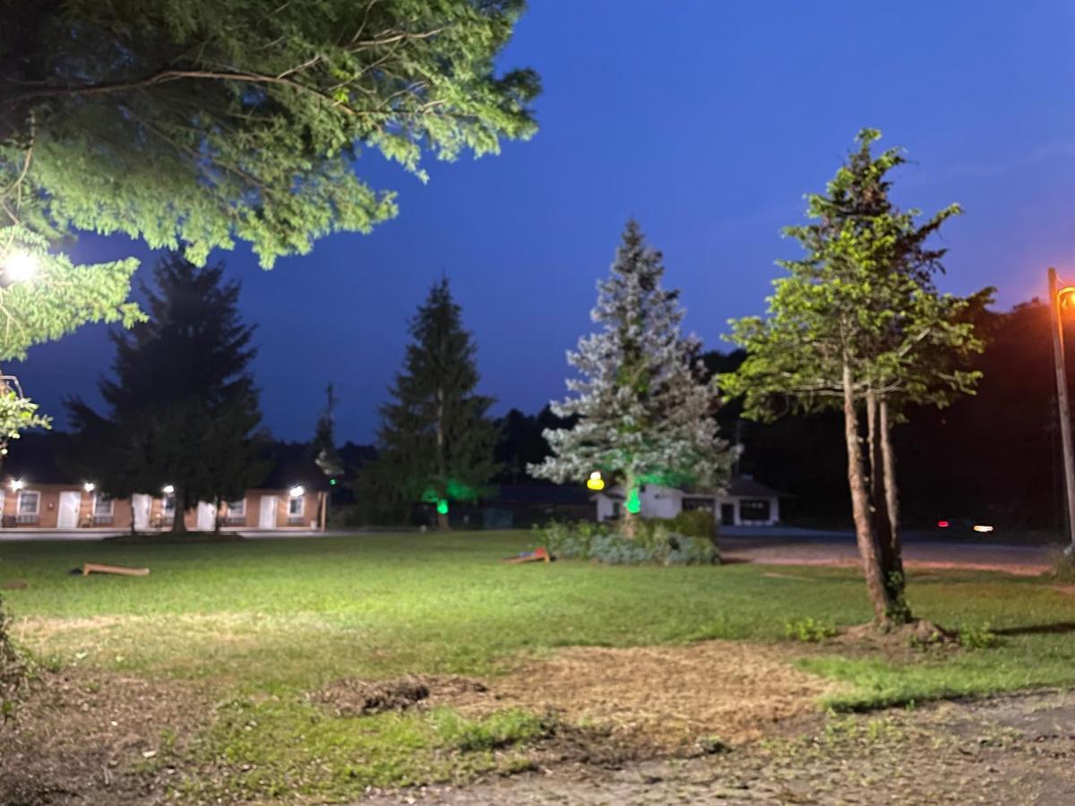 Pine Valley Motel Spruce Pine 외부 사진