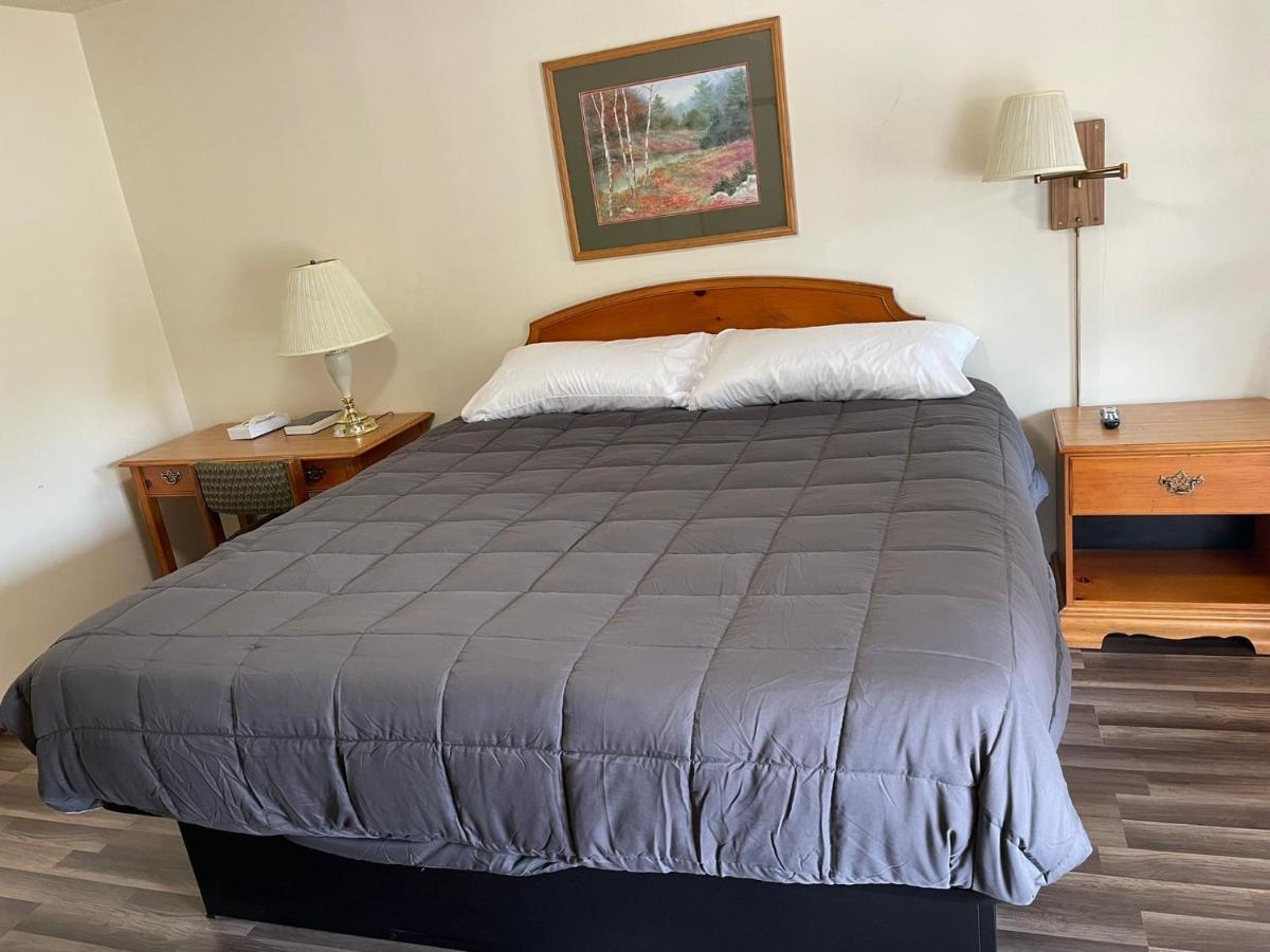 Pine Valley Motel Spruce Pine 외부 사진