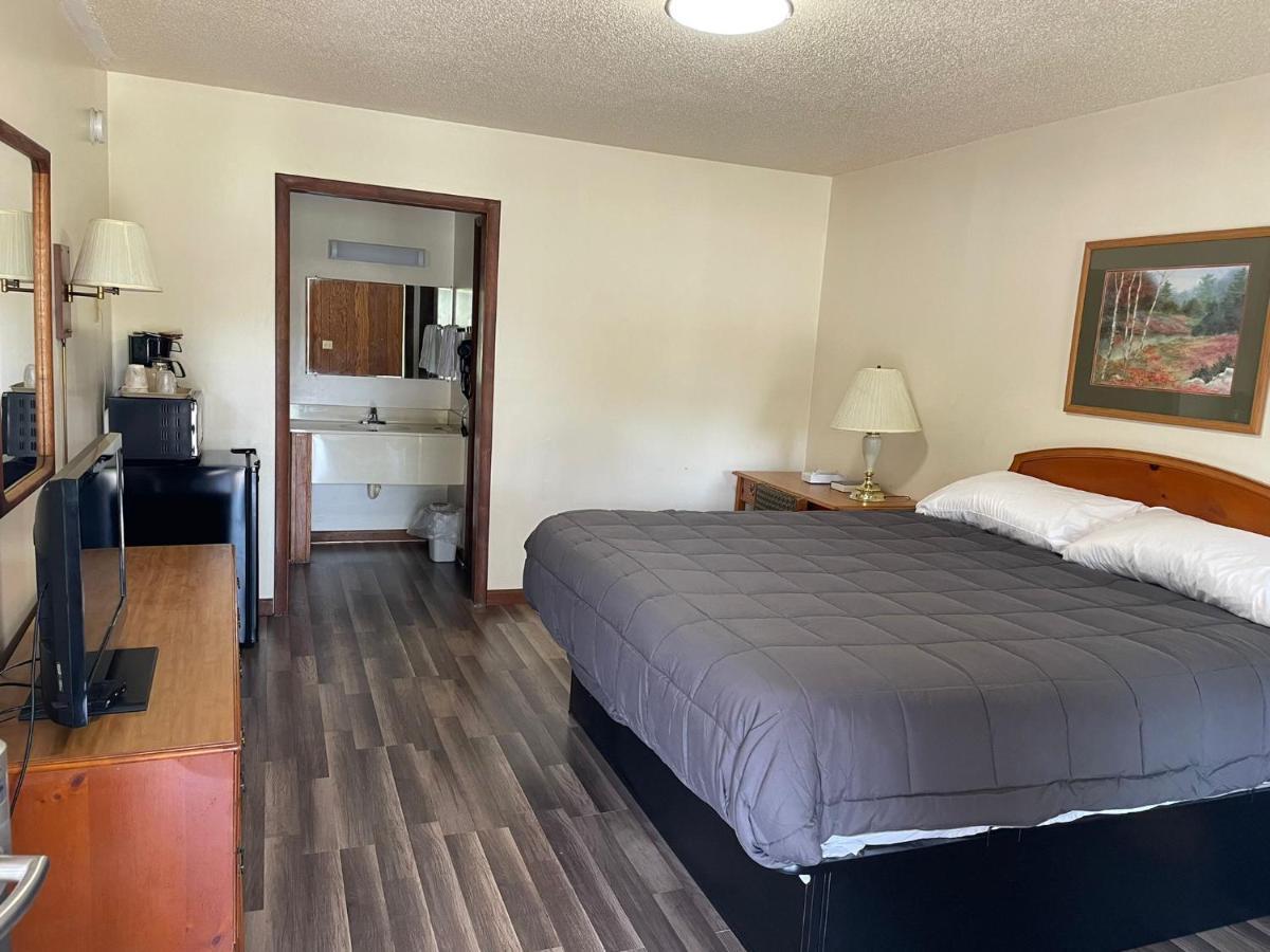 Pine Valley Motel Spruce Pine 외부 사진