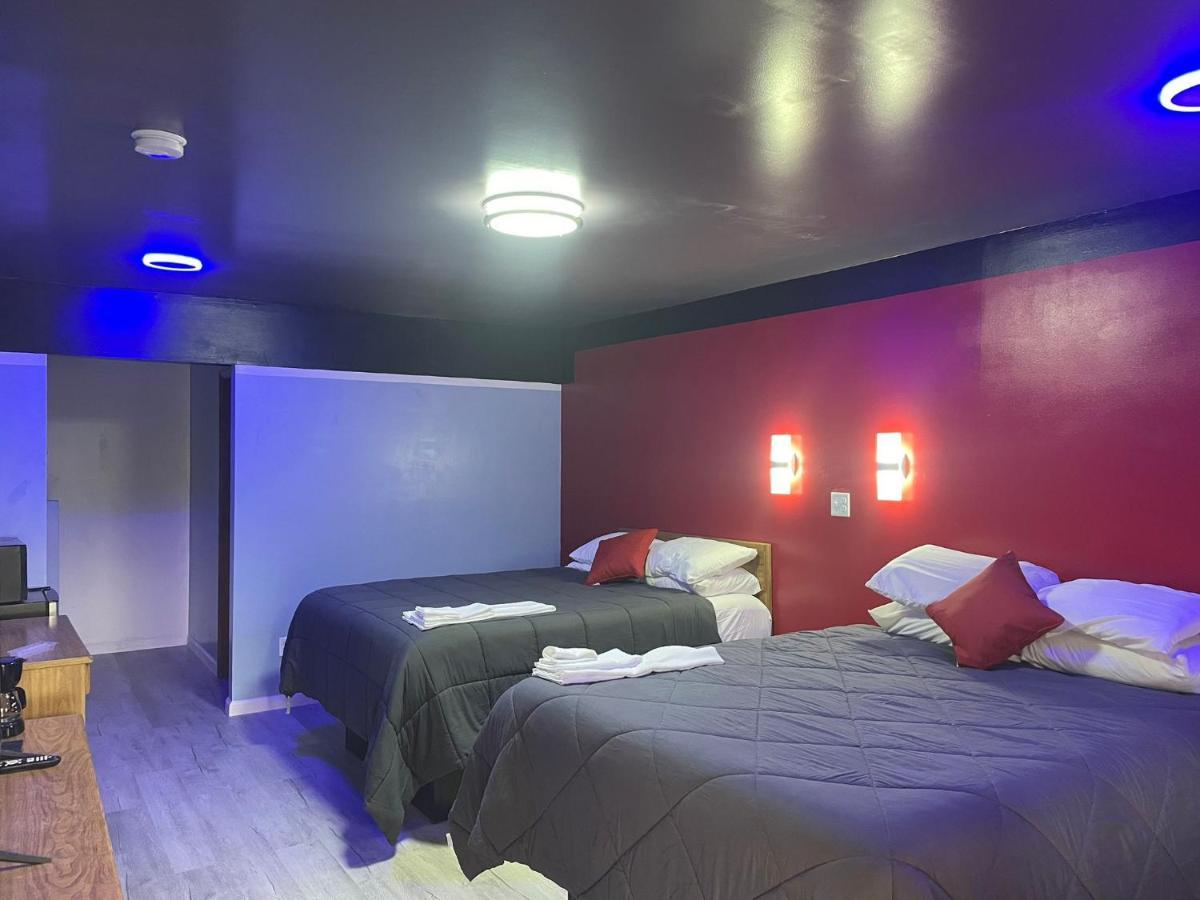 Pine Valley Motel Spruce Pine 외부 사진