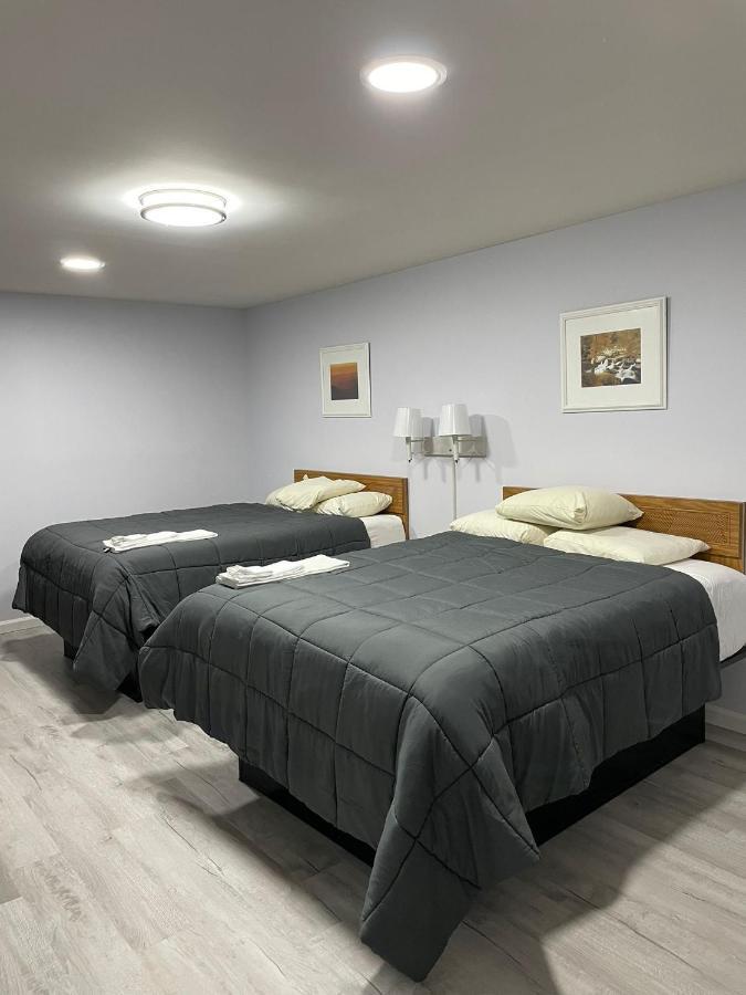 Pine Valley Motel Spruce Pine 외부 사진